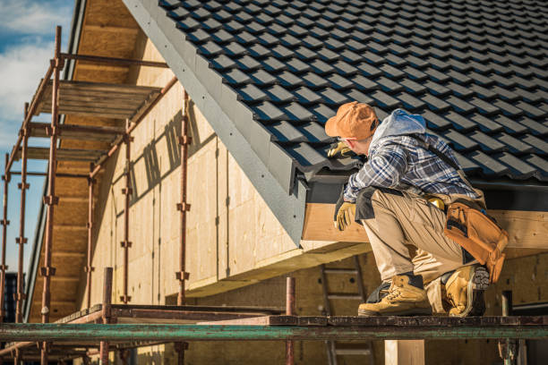 Best Local Roofing Companies  in St John, KS